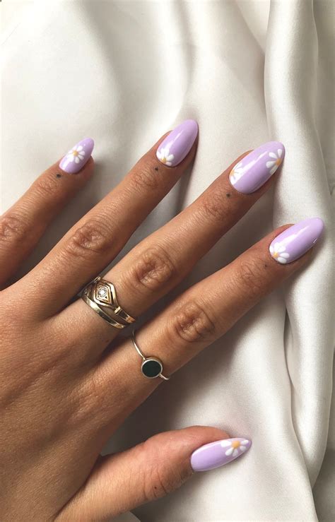 lilac nails with design